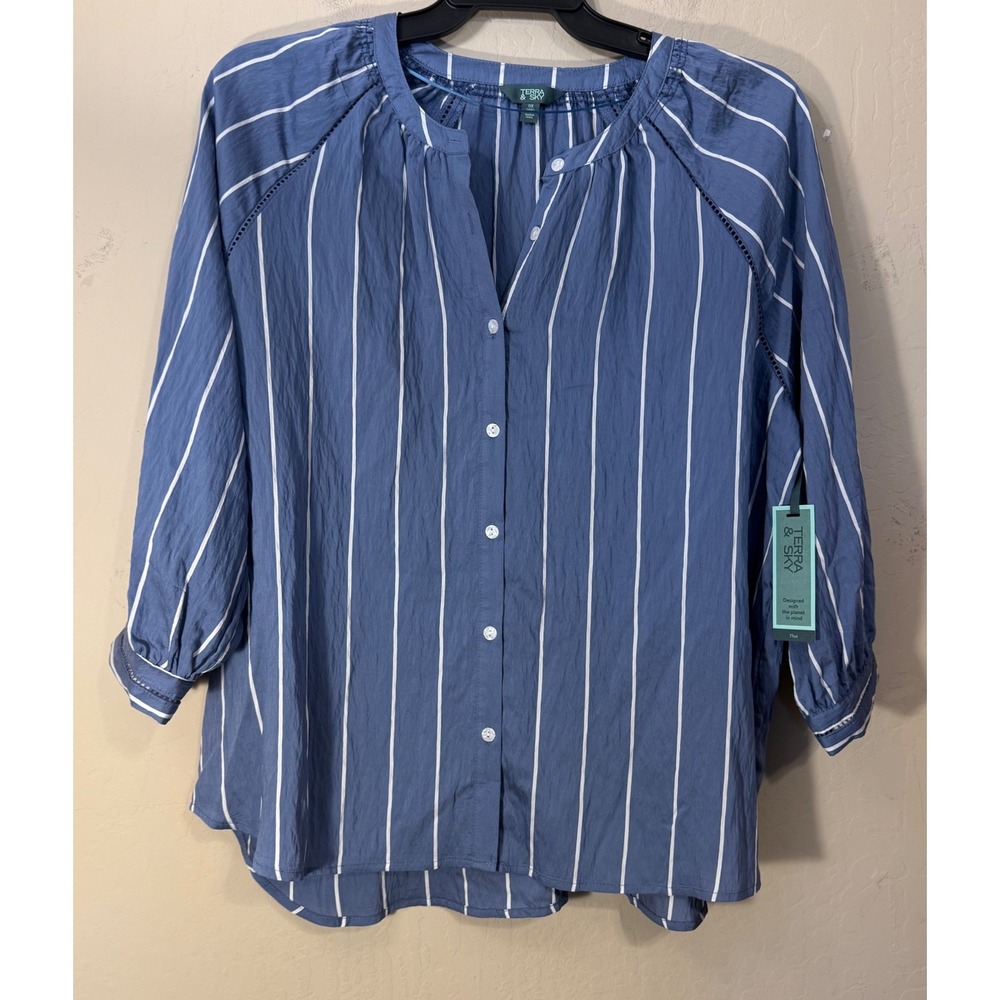 Terra &‎ Sky Blouse Women 0X Blue Striped 3/4 Sleeve Button Up Top NEW